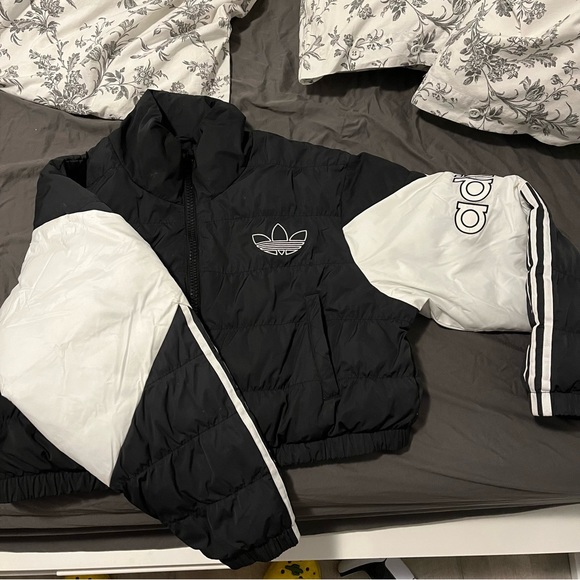 Black pink Jennie Adidas puffer jacket - Picture 2 of 5